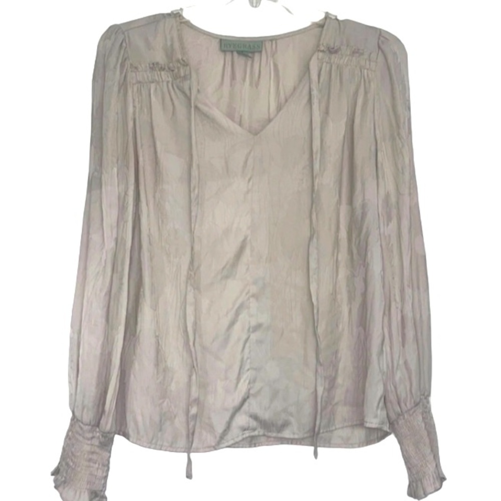 Ryegrass sz Small Beige Floral Embossed Blouse